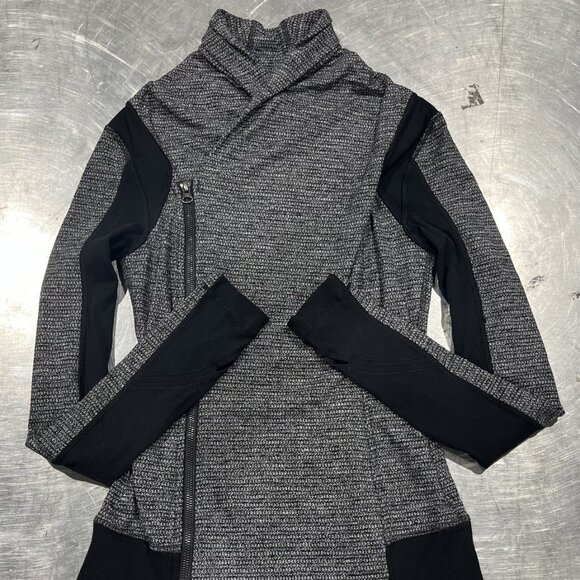 Lululemon Bhakti Yoga Asymmetric Double Zip Jacket (Black/Grey, Size 4) - Picture 1 of 6